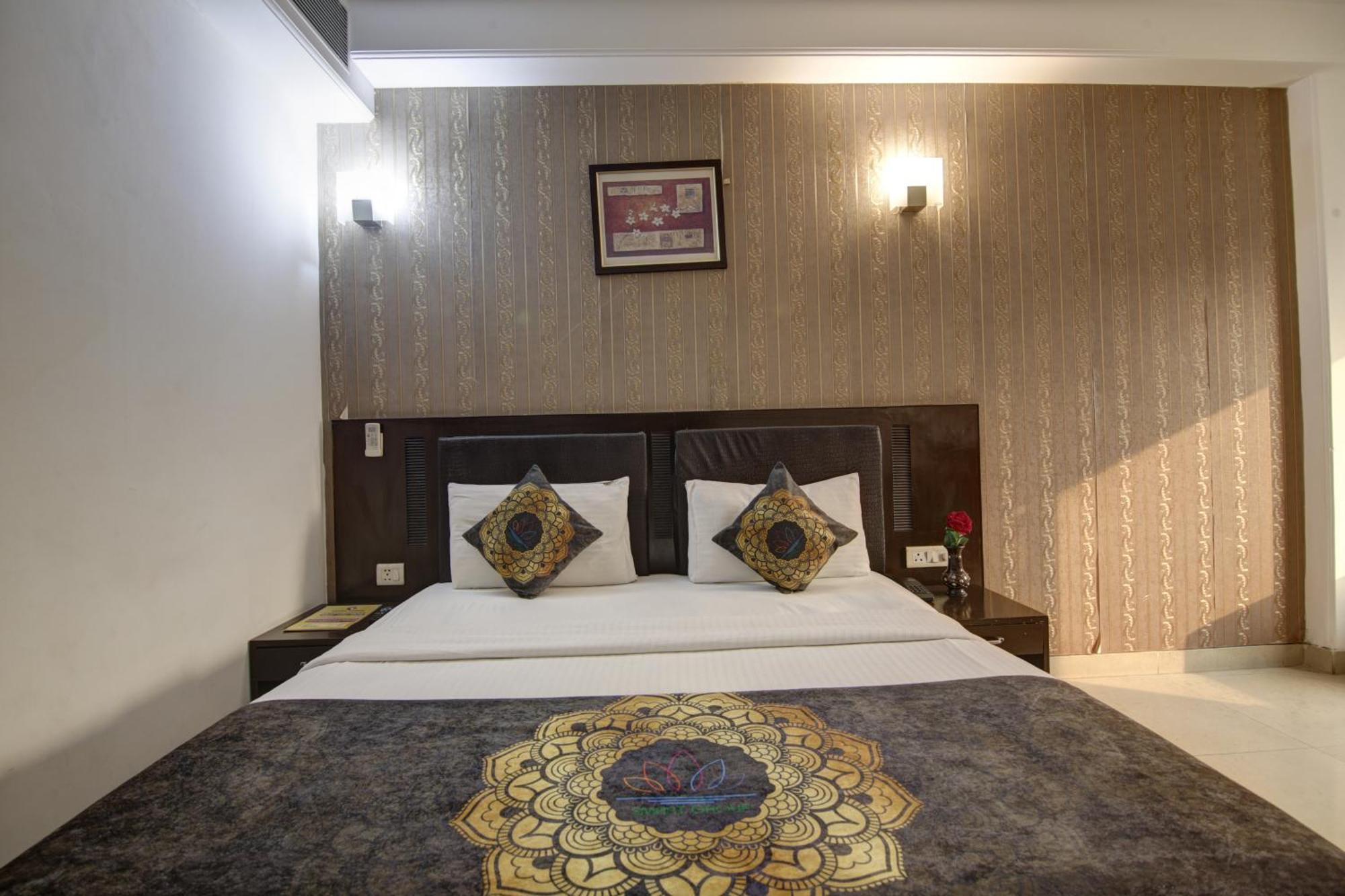 Hotel Venus Plaza New Delhi Eksteriør billede