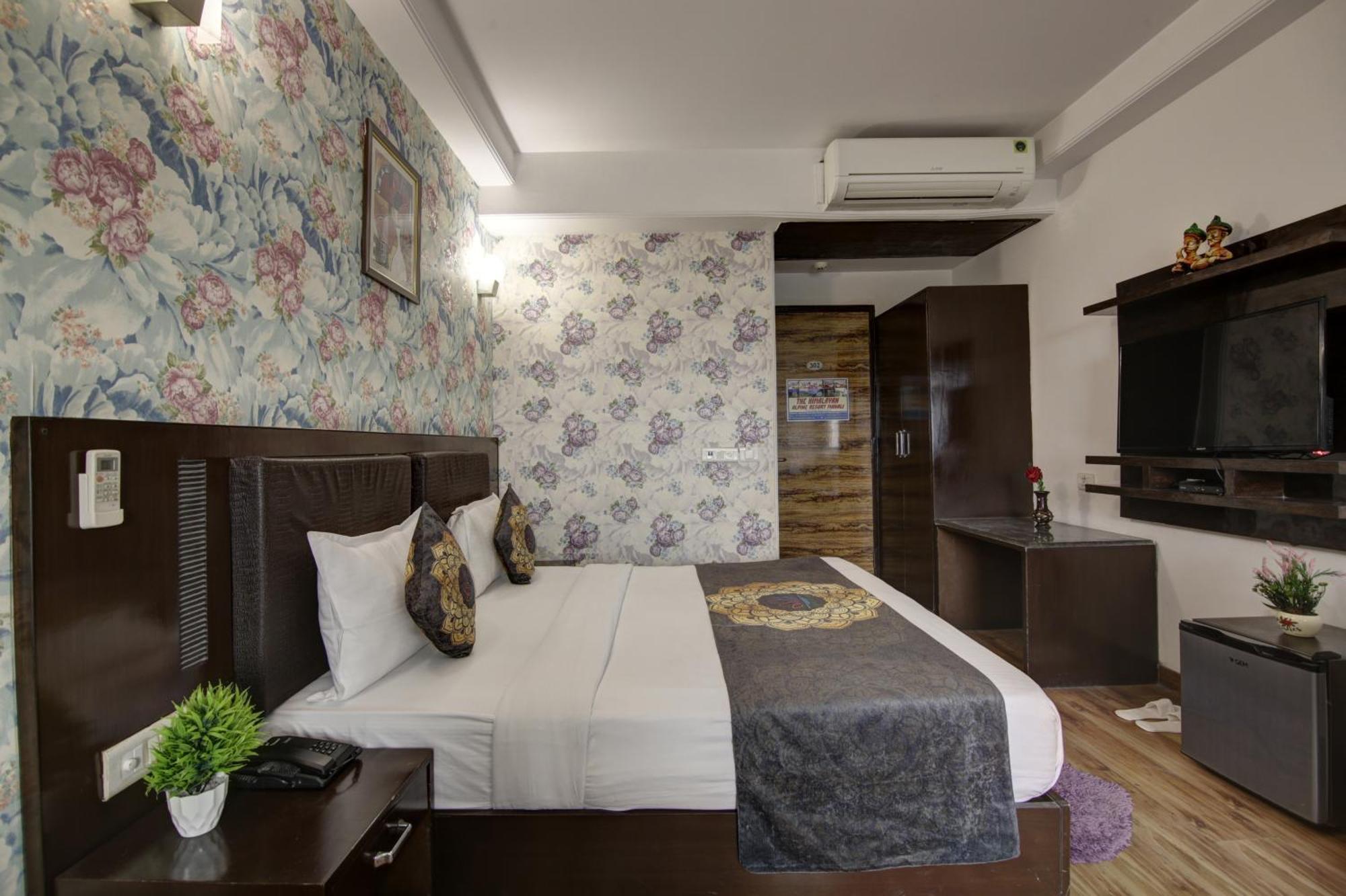 Hotel Venus Plaza New Delhi Eksteriør billede